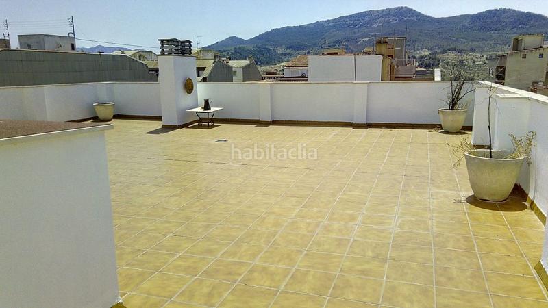 Foto e9f10cb3-9aea-40b1-ba2f-44ca1c022ad7. Lloguer àtic amb calefacció aparcament a Zona Nord Alcoi