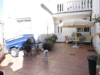 Casa adossada a Centre-Zona Alta. Casa en venta zona alta  alcoy