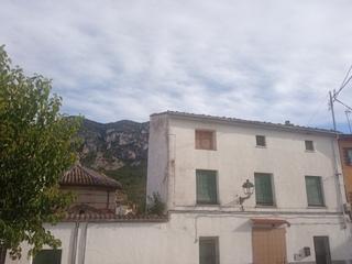 Masia a Quatretondeta. Venta de casa de pueblo en quatretondeta
