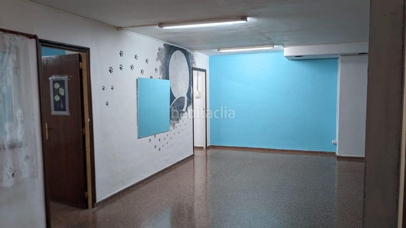 Foto 38557997-d000-4111-bb0f-0840ebcff03d. Local comercial a Zona Nord Alcoi