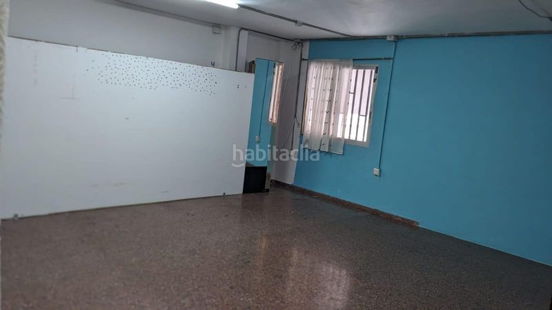 Foto 937772c7-c4a3-4fe5-89dd-64d9814cec6c. Local comercial a Zona Nord Alcoi