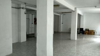 Location Local commercial à Centre-Zona Alta. Local en venta en la zona del camí  alcoy
