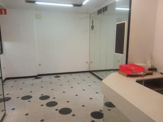 Lloguer Local Comercial a Centre-Zona Alta. Local alquiler alcoy  zona centro