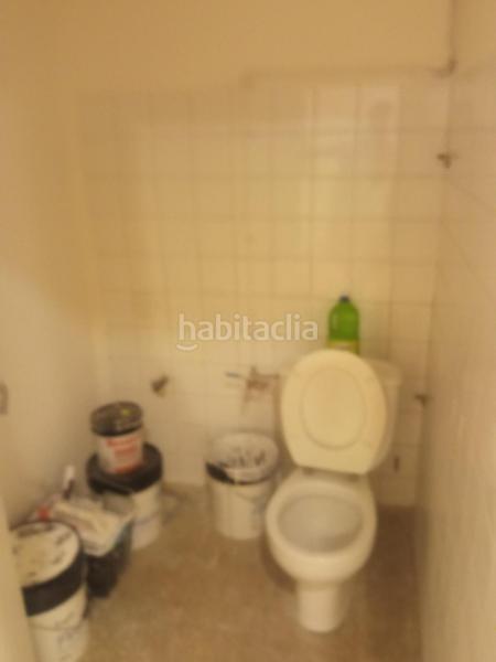 Foto c69adf87-b803-48c4-ab74-5ae81f1ad4f6. Alquiler local comercial se alquila amplio local en alcoy zona Santa Rosa en Alcoi