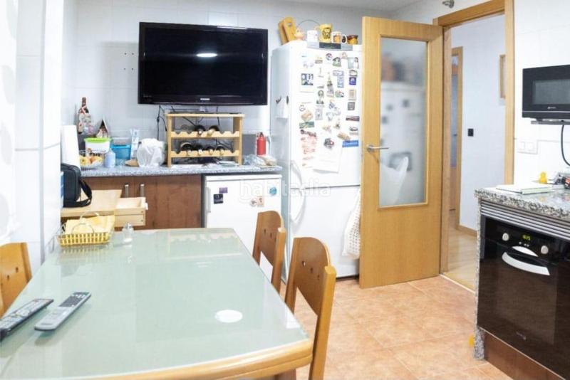 Foto bcbbddd9-6088-4f27-8cb9-ac7fd948b564. Piso  en el centro calle cami en Centre-Zona Alta Alcoi