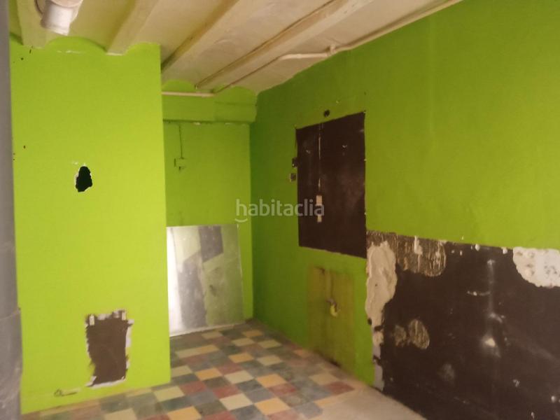 Foto f6e99061-fb4b-4659-a218-2c4f120f2b4f. Piso  en centro diafano para reformarcalle san jose en Alcoi