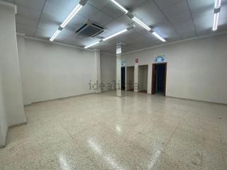 Affitto Locale commerciale in Zona Nord. Alquiler local zona nortecalle arzobispo domenech lado av hispan