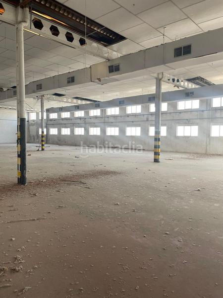 Foto 0b0e287d-2740-4346-837b-a159e820244c. Capannone industriale in Zona Nord Alcoi