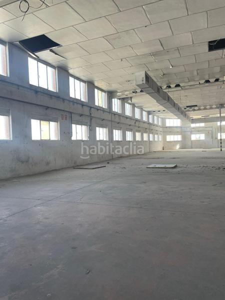 Foto bbc929a4-cf0e-431b-bd84-792ffcce751e. Capannone industriale in Zona Nord Alcoi