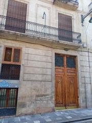 Aparcament cotxe a Centre-Zona Alta. Plaza de garaje en calle san nicolás  enfrente del mercado de sa