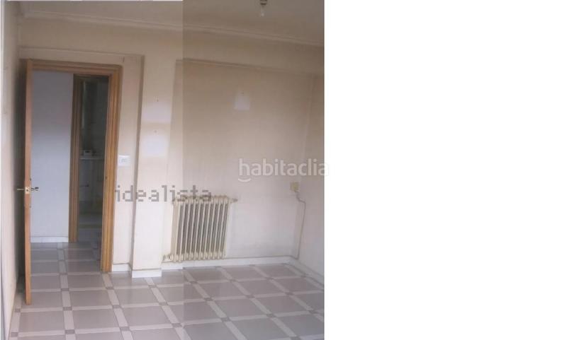 Foto b78c8c9e-ae20-4557-9d8e-579b7f441224. Piso venta de piso en Santa Rosacronista jordán en Alcoi