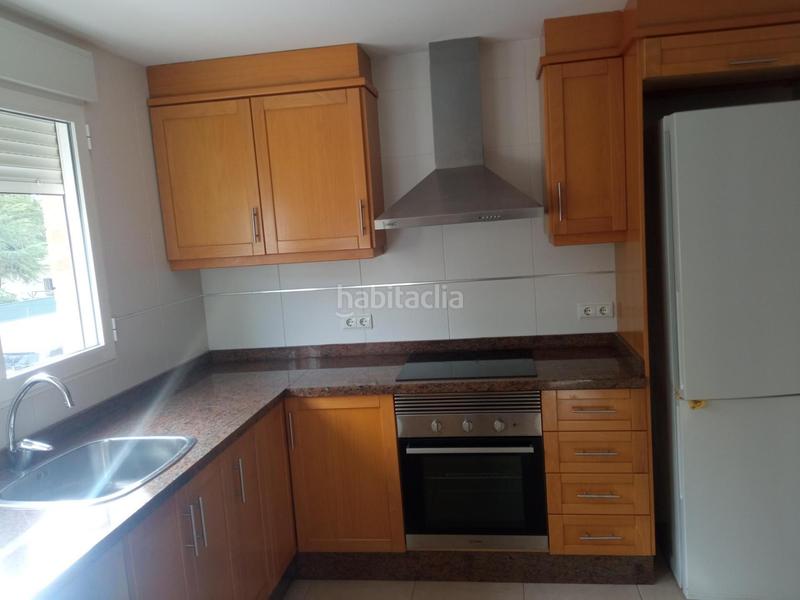 Foto bc97e713-be5d-4738-8b91-812861553f3f. Piso  en venta calle real blanc en Cocentaina