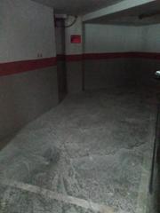 Autoparkplatz in Santa Rosa. Plaza de garaje para coche pequeño en santa rosa calle ibi  alco