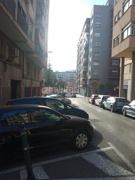 Foto 4dbdee01-69d0-4998-8a0a-7aa57ba6e508. Aparcament cotxe a Santa Rosa Alcoi