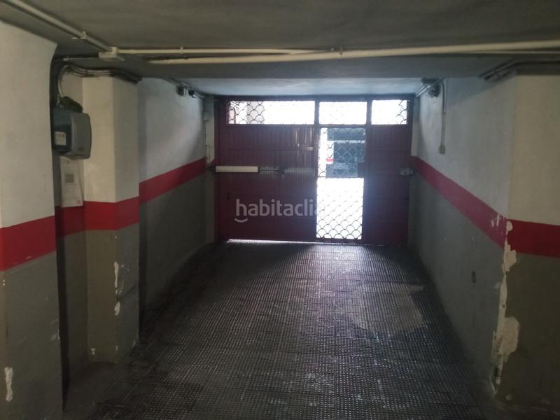 Foto b7ade349-89f2-498d-a9f9-e29d8dc873f0. Aparcament cotxe a Santa Rosa Alcoi