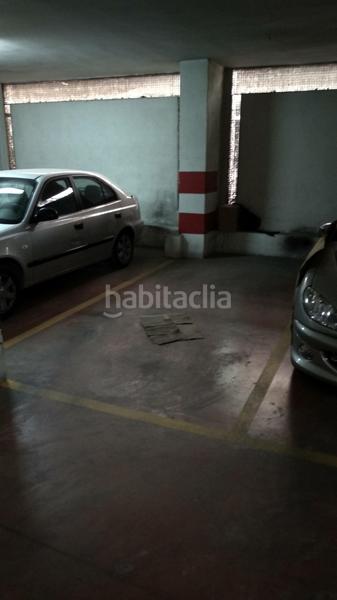 Foto 2a5dd225-cc37-4d16-96a0-10f8ab08ff2f. Aparcament cotxe a Zona Nord Alcoi