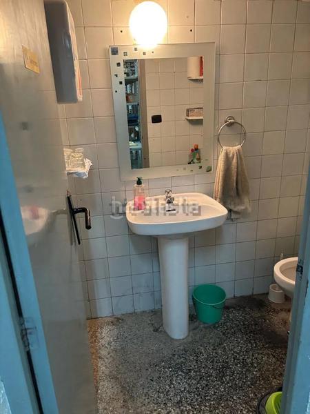 Foto 5421ed95-00d5-48ae-998d-030c24b05094. Local commercial dans Eixample Alcoi