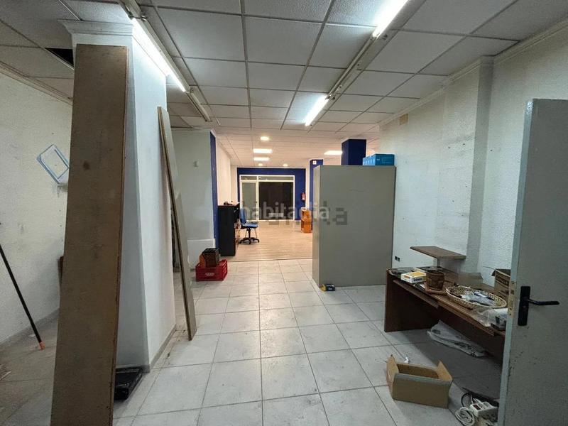 Foto 774d45e7-e92b-47b0-8df4-1a243d8b6bb2. Local commercial dans Eixample Alcoi