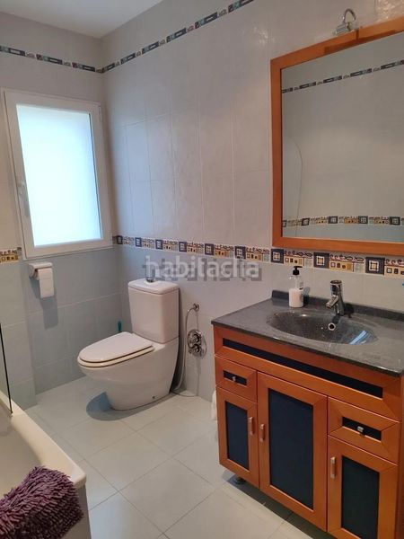 Foto 22fa1a31-0666-4ee0-a4f9-3f58fe0b75da. Xalet amb aparcament a Batoi Alcoi