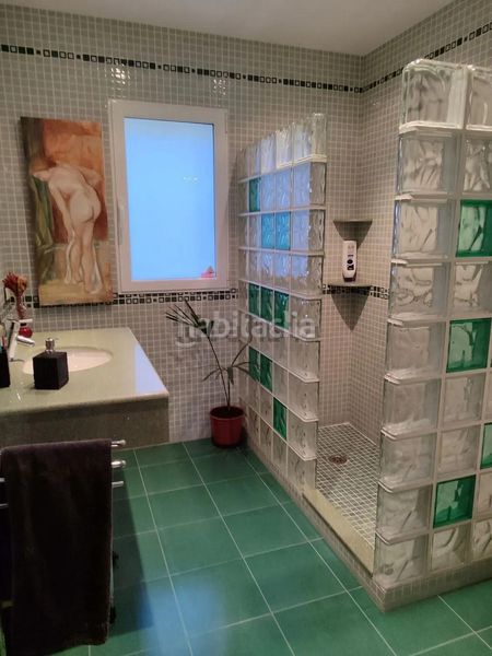 Foto cfba1162-53bc-4199-b62b-bd14440d8e07. Xalet amb aparcament a Batoi Alcoi