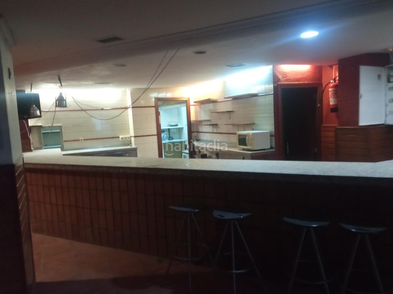 Foto 9574d800-7668-4bad-863f-03382e702780. Lloguer local comercial a Eixample Alcoi