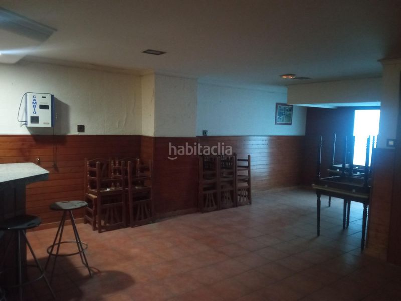 Foto a74eb489-9bd7-4350-b391-74985c87bc91. Lloguer local comercial a Eixample Alcoi