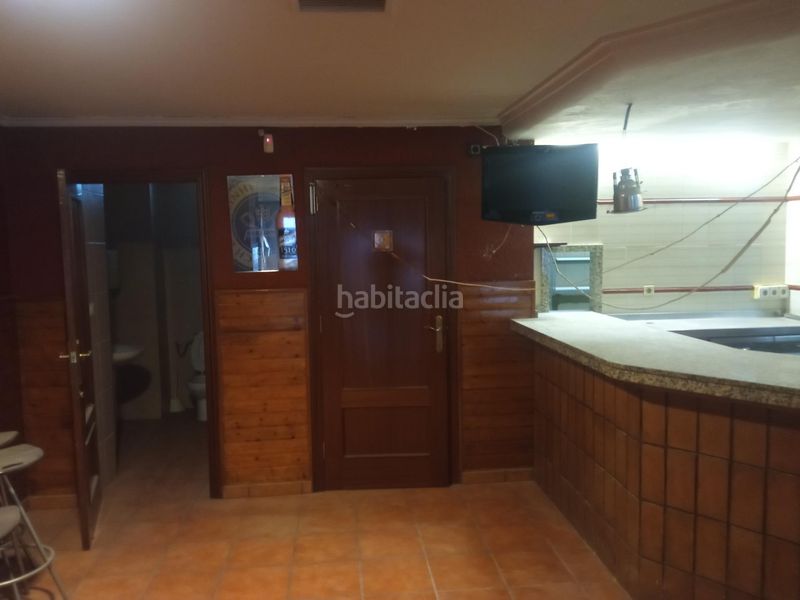 Foto b4217ed9-4eea-4e73-8ad0-3fcf0ca97c12. Lloguer local comercial a Eixample Alcoi