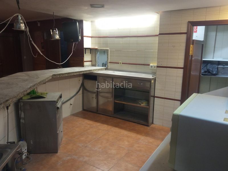 Foto e77a3374-4ce5-4464-a596-5307f40dde91. Lloguer local comercial a Eixample Alcoi