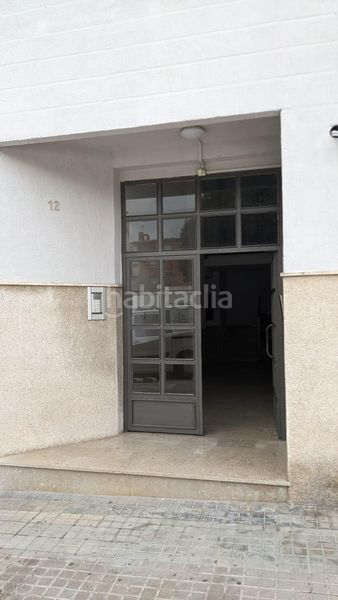 Foto eea223bb-726a-488f-bc86-e0ef74cf2de6. Local comercial a Zona Nord Alcoi