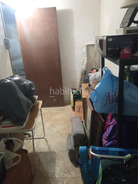 Foto b8a07b82-c0ea-45ea-9eb0-e7cc49425fb8. Aparcament cotxe a Zona Nord Alcoi