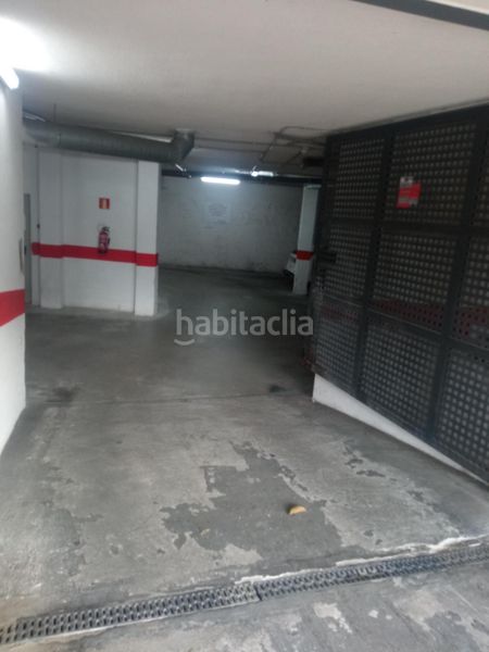 Foto 371d49f6-e52a-48b1-a65d-494e4be201c2. Parking coche venta plaza garaje en centrocalle sant miquel en Alcoi