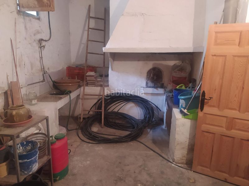 Foto 2f570d4d-aa3c-4bd6-ab72-fc34acf2e8c6. Masía venta finca rustica con casa zona el tormo en Onil