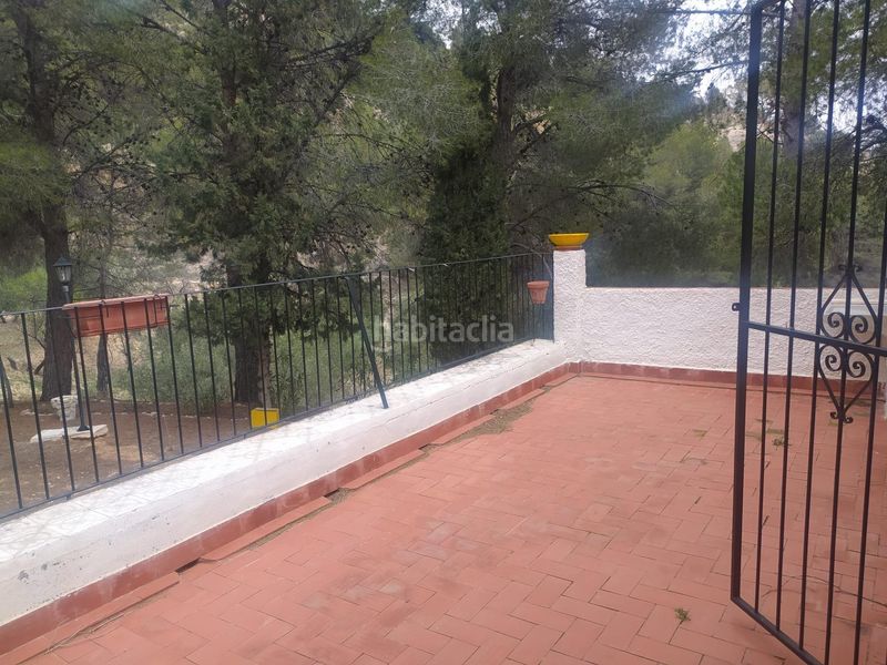 Foto a23c4e70-96b4-4e70-bed2-a5d766f8ce03. Masía venta finca rustica con casa zona el tormo en Onil