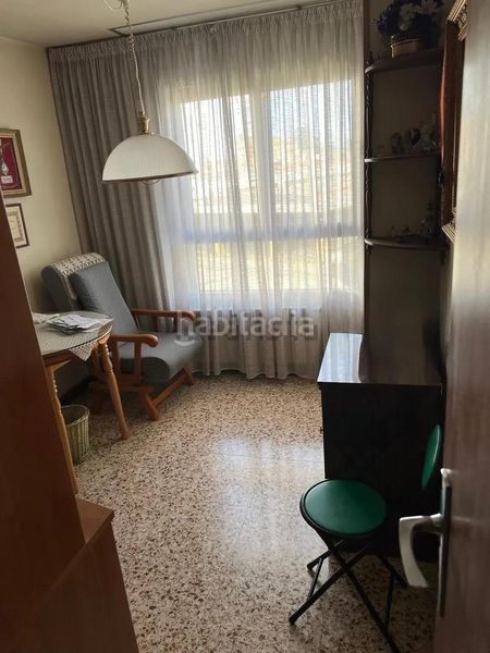 Foto 0a5b4a9a-fe80-43ca-93de-e75de6822ec0. Pis amb aparcament a Zona Nord Alcoi