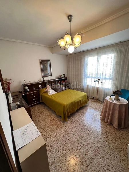 Foto dba7ba0a-29c3-402f-9bb8-6d14d844b5cc. Pis amb aparcament a Zona Nord Alcoi