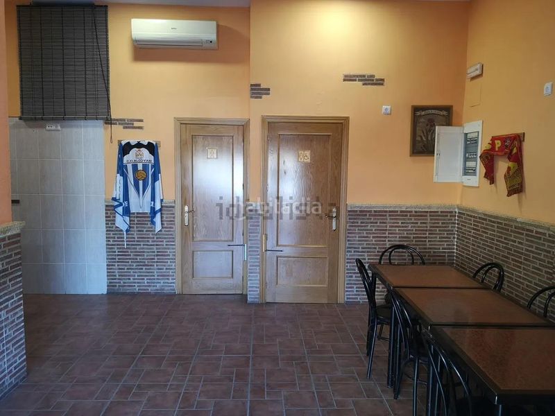 Foto 4124a76c-dae4-41cb-aa7a-6e50d107c6ec. Local comercial a Zona Nord Alcoi