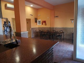 Local Comercial en Zona Nord. Local en venta en zona norte al lado colegio jose arnauda