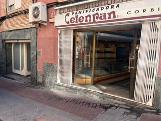 Local Comercial en Centre-Zona Alta. Local comercial panificadora