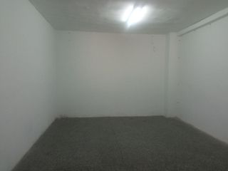 Lloguer Local Comercial a Batoi. Se alquila local en batoicalle olivar