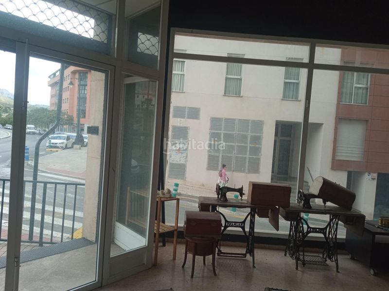 Foto 021c342c-396a-4050-8d41-be71beb9dedf. Local comercial a Zona Nord Alcoi