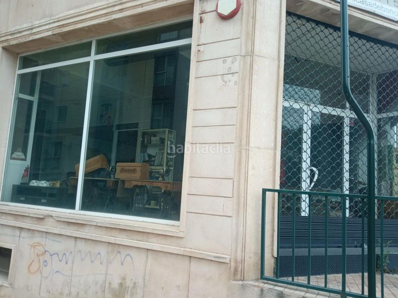 Foto d8d9f7e4-b96e-4374-b374-03c381dd6b25. Local comercial a Zona Nord Alcoi