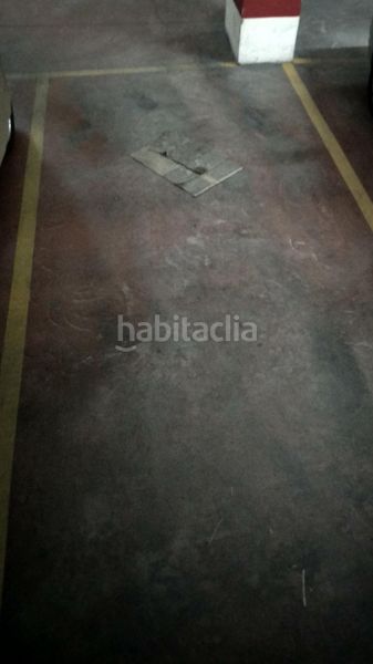 Foto b6157d25-35a1-488b-a6ac-e1800dce3857. Aparcament cotxe a Zona Nord Alcoi