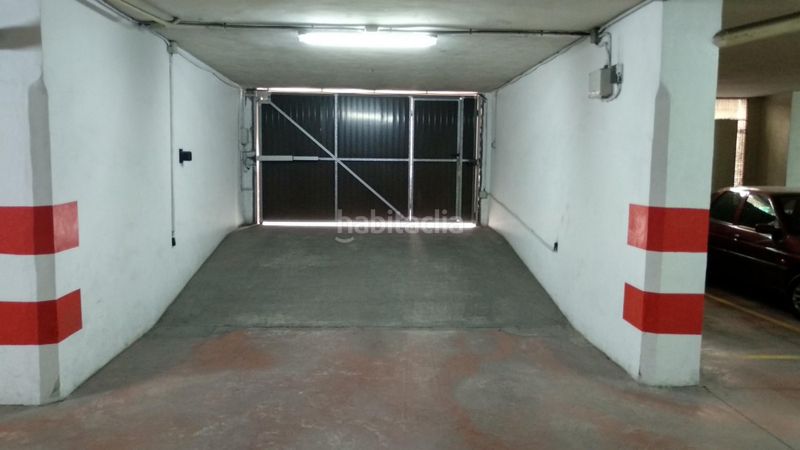 Foto d071cf6f-4b2e-41b3-8fdf-abbb148216a1. Aparcament cotxe a Zona Nord Alcoi