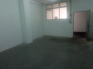 Lloguer Local Comercial a Batoi. Se alquila local en batoicalle olivar