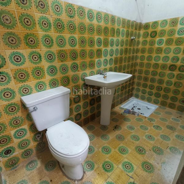 Foto 1385bd04-cf72-408b-8cbe-baf7206f96db. Local comercial a Eixample Alcoi