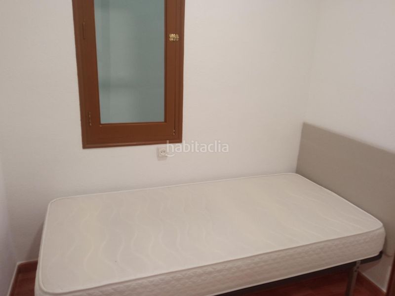 Foto 0e5dbeb2-37a7-44c4-be21-706f3d509c1e. Rent flat in Eixample Alcoi