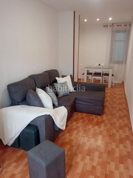 Foto 628fb7a5-f1a3-423b-9d2f-4435075b0df9. Rent flat in Eixample Alcoi
