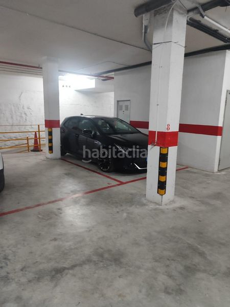 Foto 2b4ce79a-d8a2-4f5b-b9c7-cf7635c13052. Aparcament cotxe a Centre-Zona Alta Alcoi