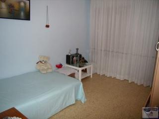 Etagenwohnung in Ensanche - Parque del Oeste. Piso en venta