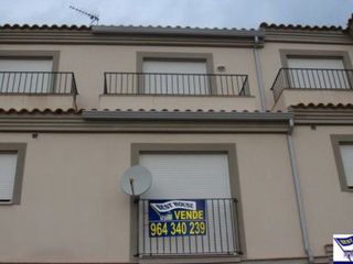 Casa adosada en Sant Joan de Moró. Adosado en venta --disfruta de la naturaleza--